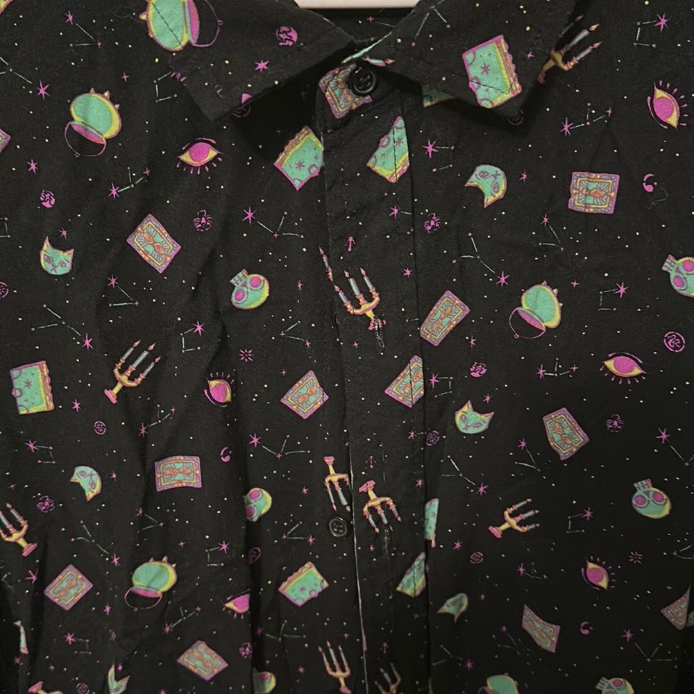 Disney Hocus Pocus button up xl Her Universe